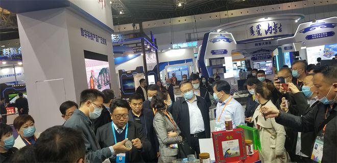 图为第八届中国(上海)国际技术进出口交易会现场